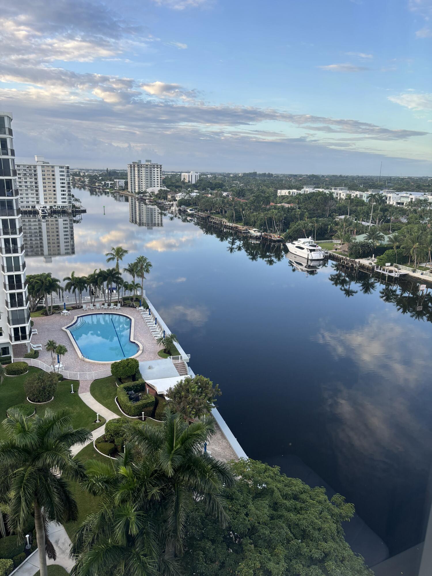 SEAGATE TOWERS CONDO - Residential