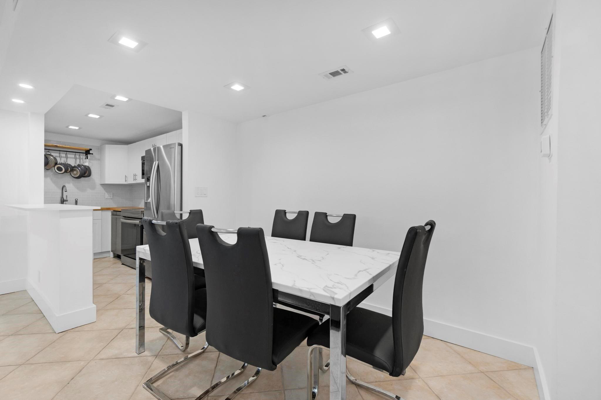 WHITTIER TOWERS - Residential