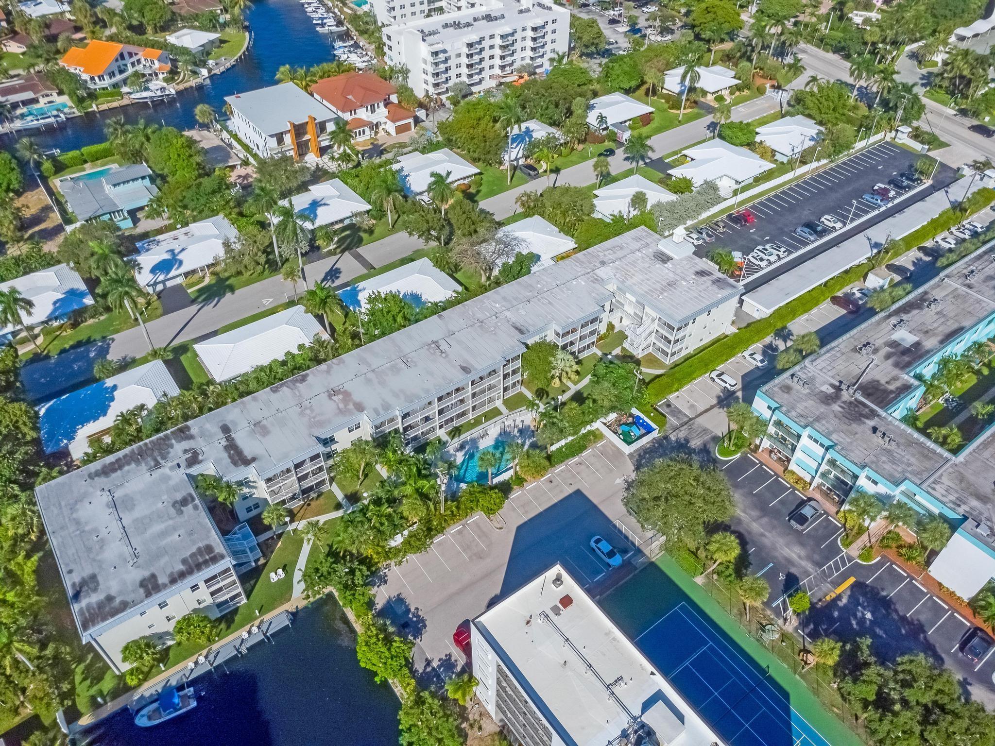 WHITTIER TOWERS - Residential