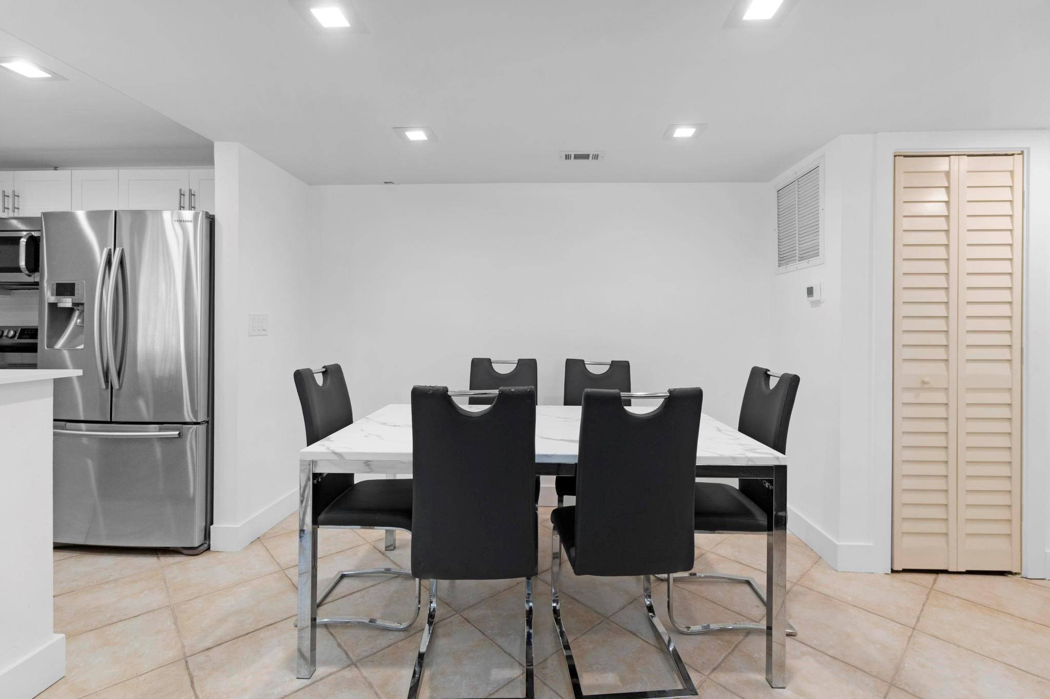 WHITTIER TOWERS - Residential