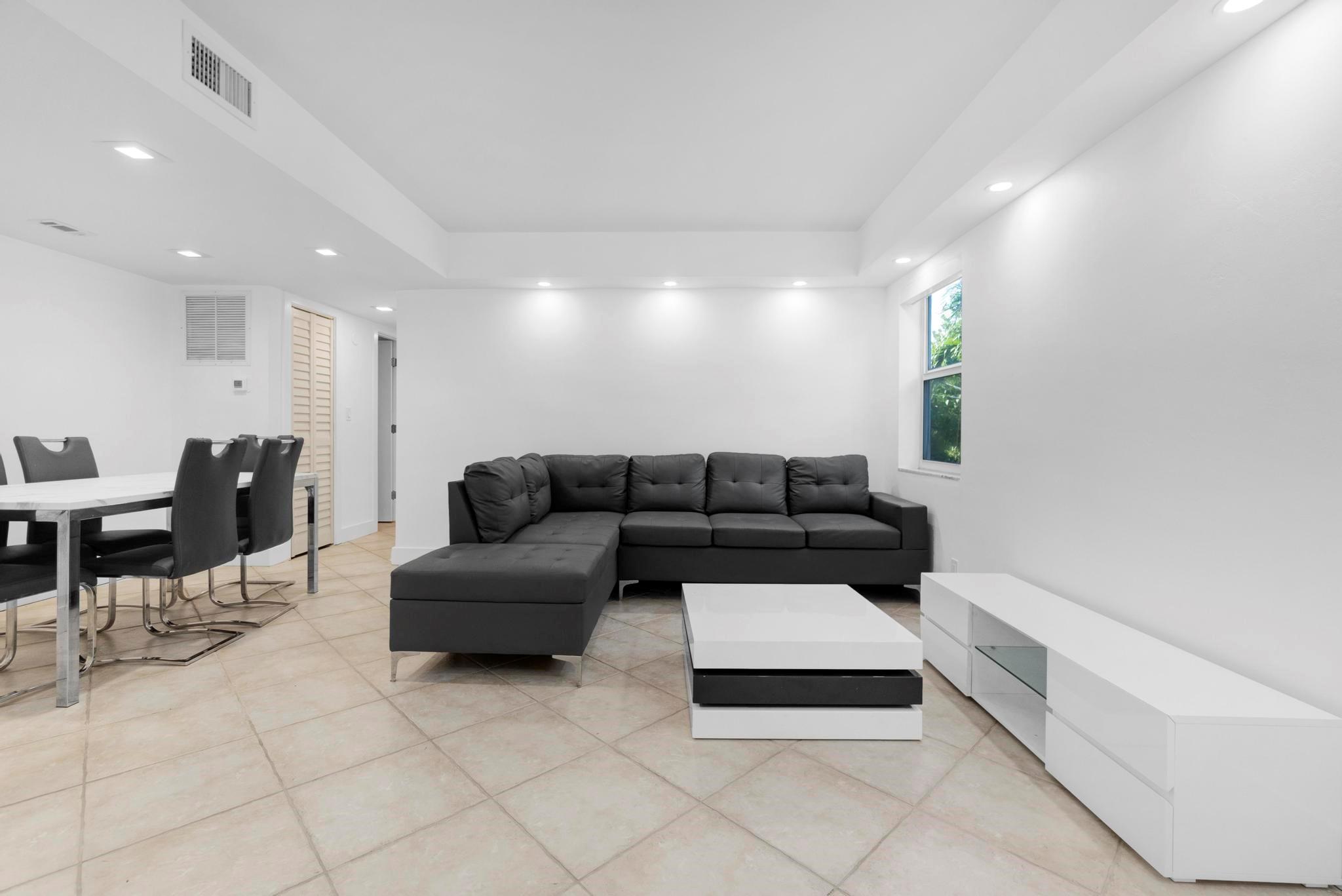 WHITTIER TOWERS - Residential