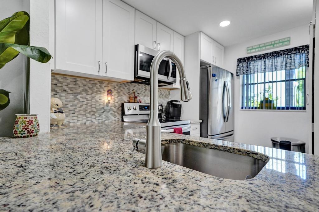 Holiday Springs - Residential