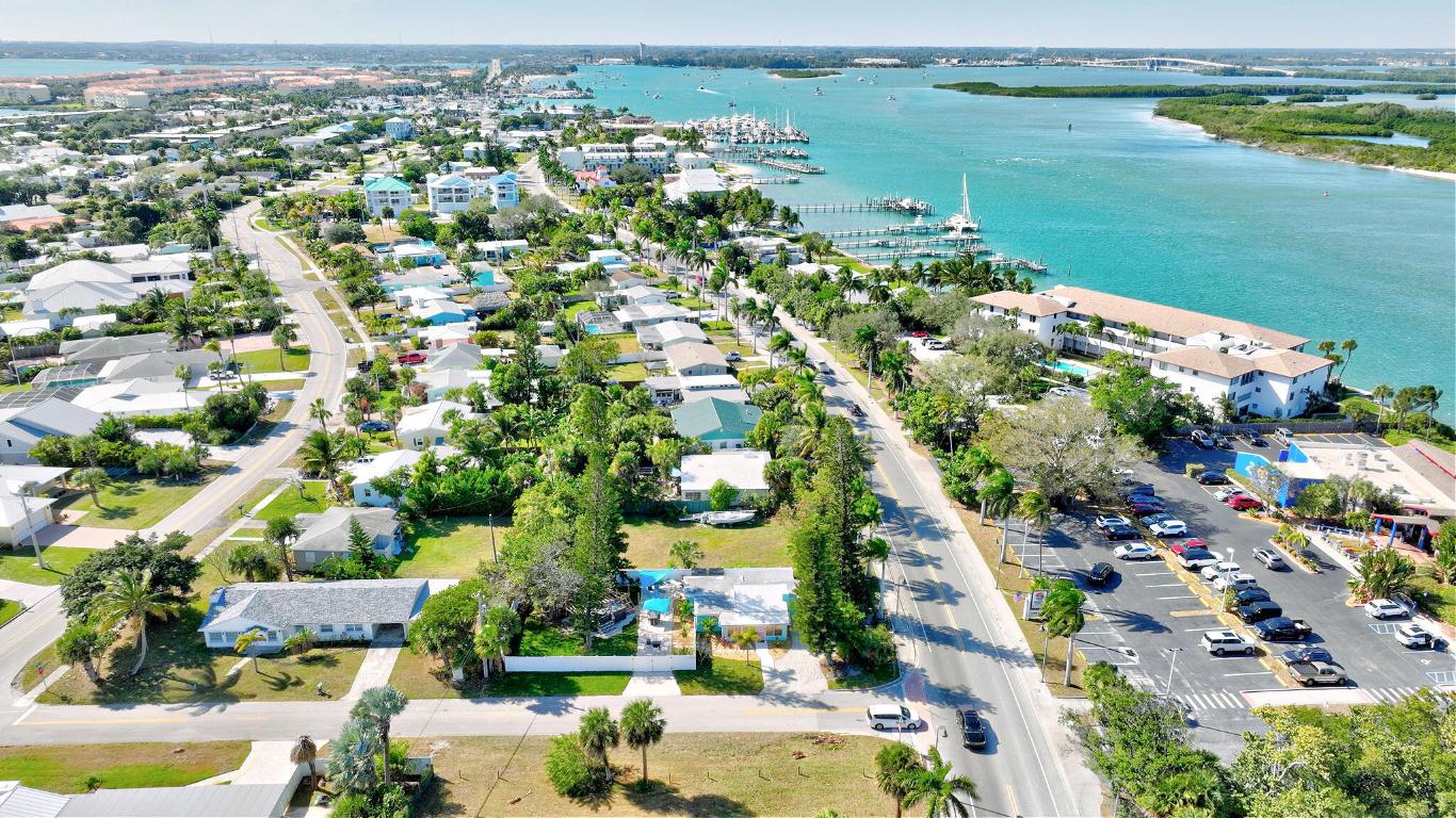 FT PIERCE S/D - Land