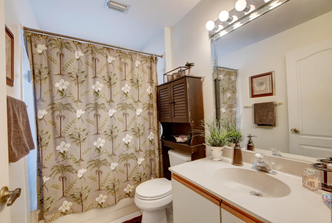 BOCA GARDENS - Residential