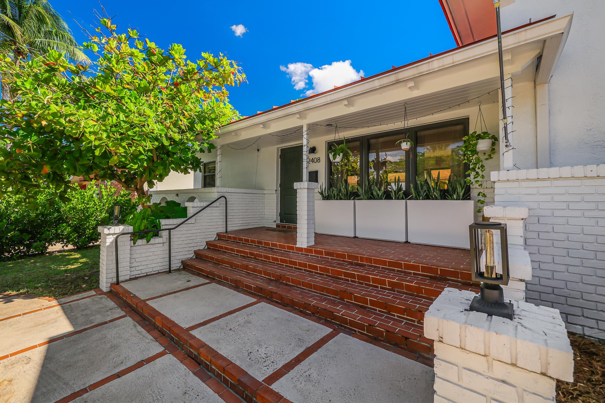 2408 NE 17th Terrace