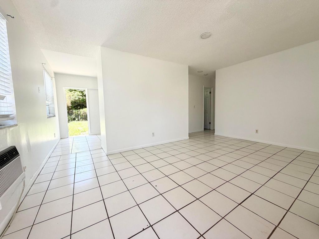 Photo of 149 W 17th Street #Back Unit (149), Riviera Beach, FL 33404 (MLS # B26052739)