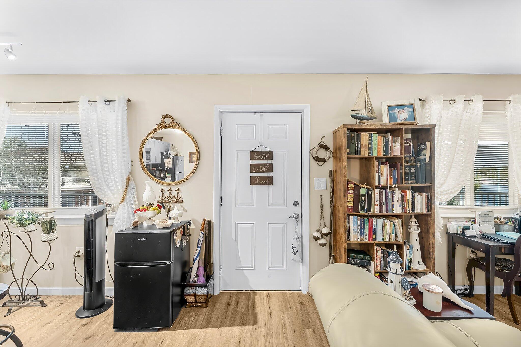 DAVIS PLAT - Commercial Sale