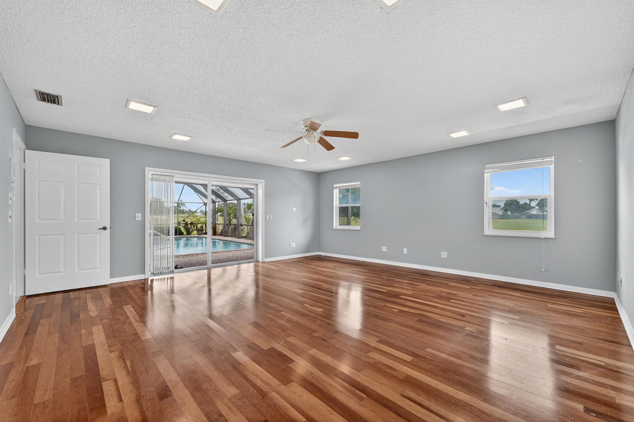BRANDYWINE AT HERITAGE RI - Residential