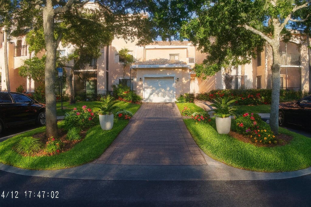 Photo of 2807 Veronia Drive #106, Palm Beach Gardens, FL 33410 (MLS # B26041559)