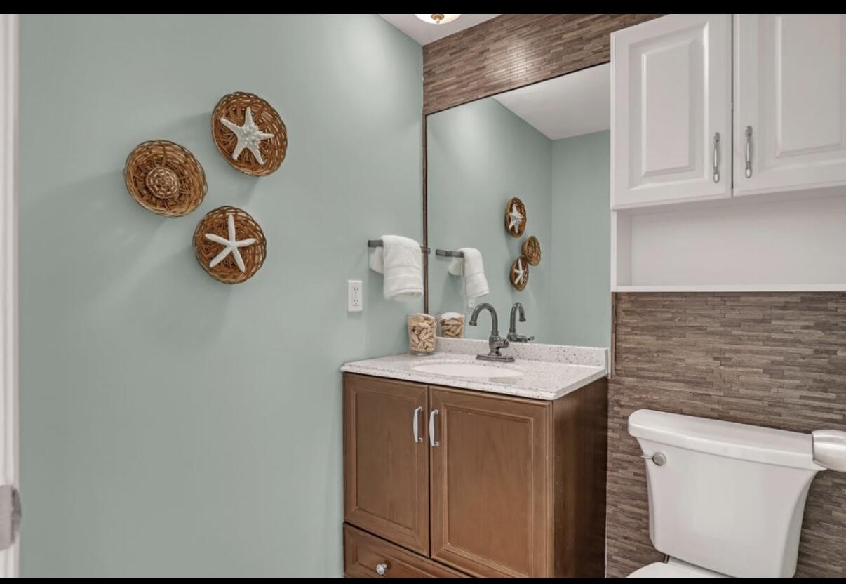 RIVERBEND CONDO - Residential