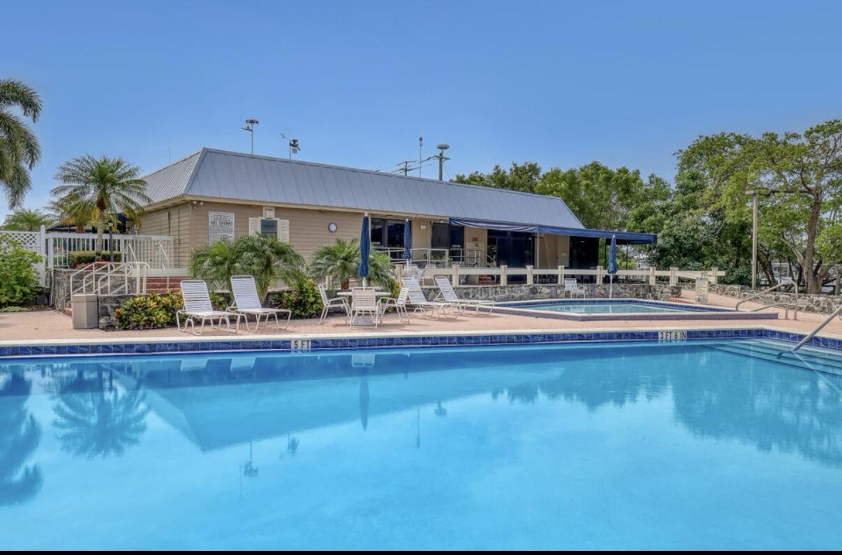 RIVERBEND CONDO - Residential