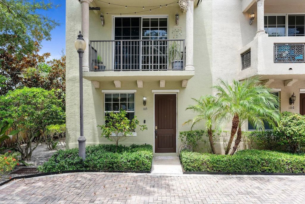Photo of 219 N L Street #105, Lake Worth Beach, FL 33460 (MLS # R10962131)