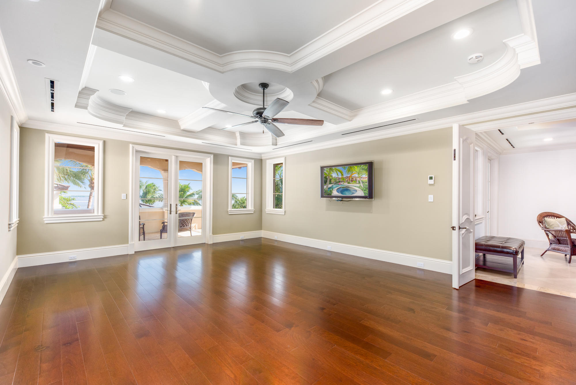 GOLDEN GATE - Residential