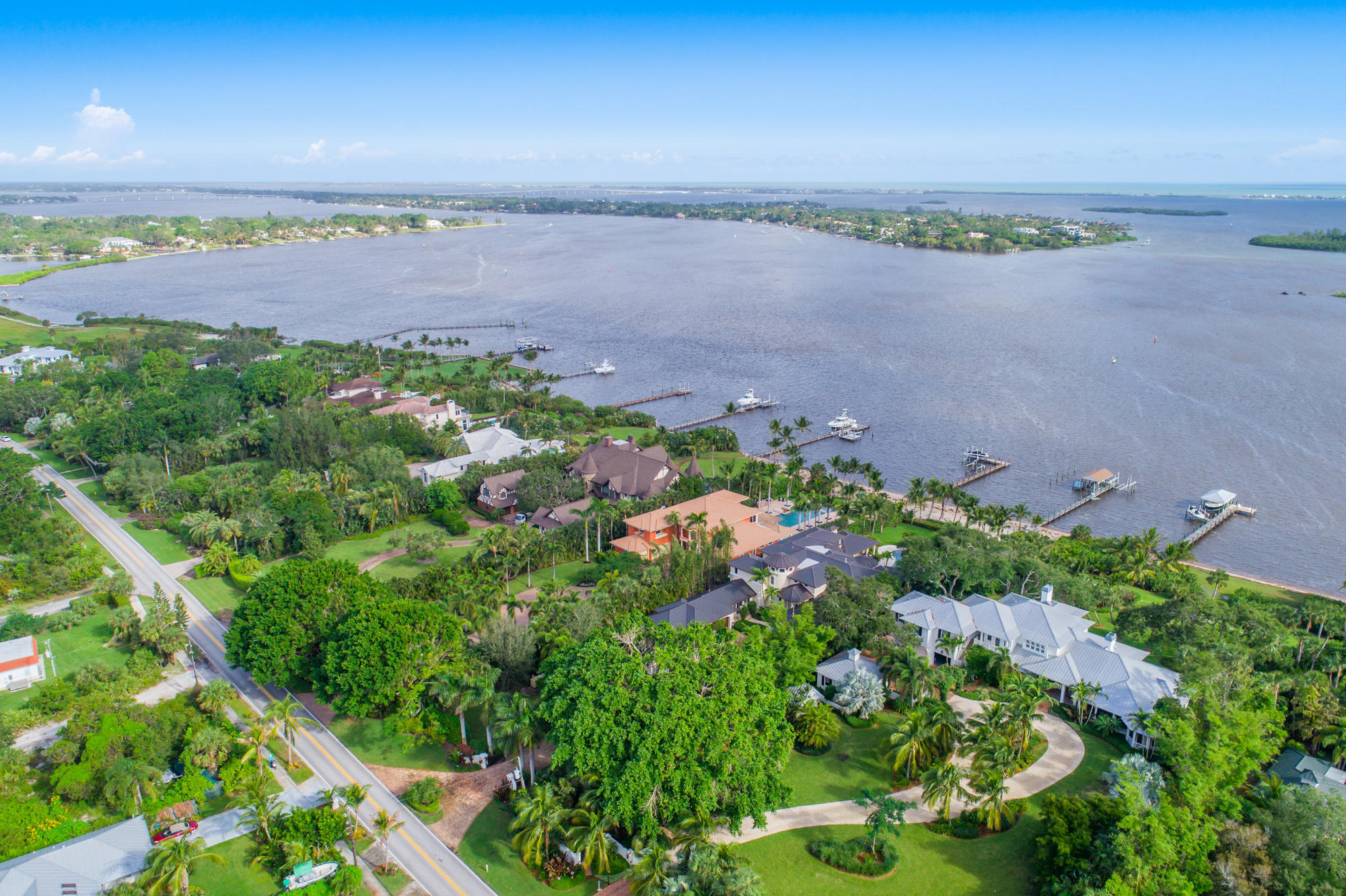 GOLDEN GATE - Residential