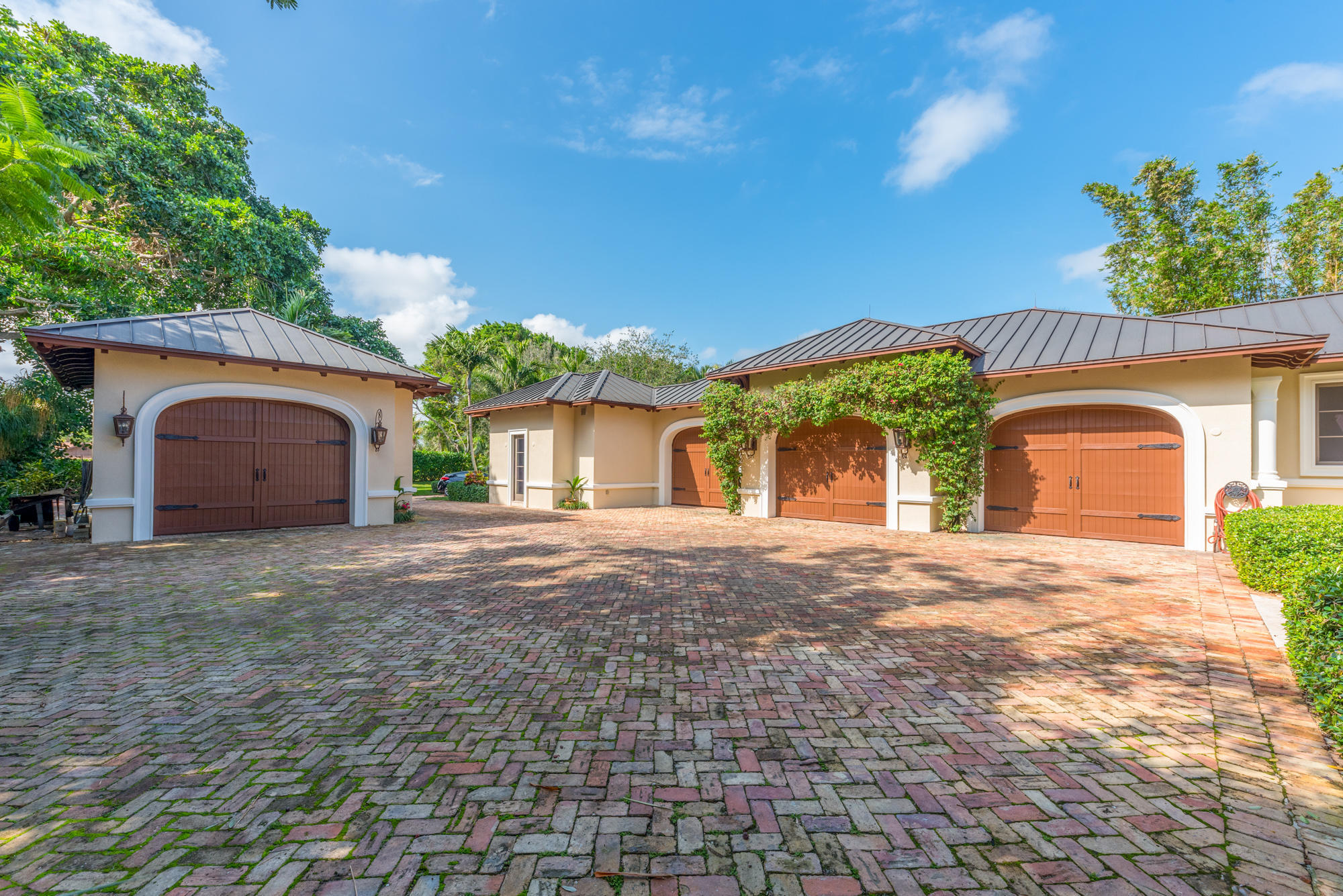 GOLDEN GATE - Residential