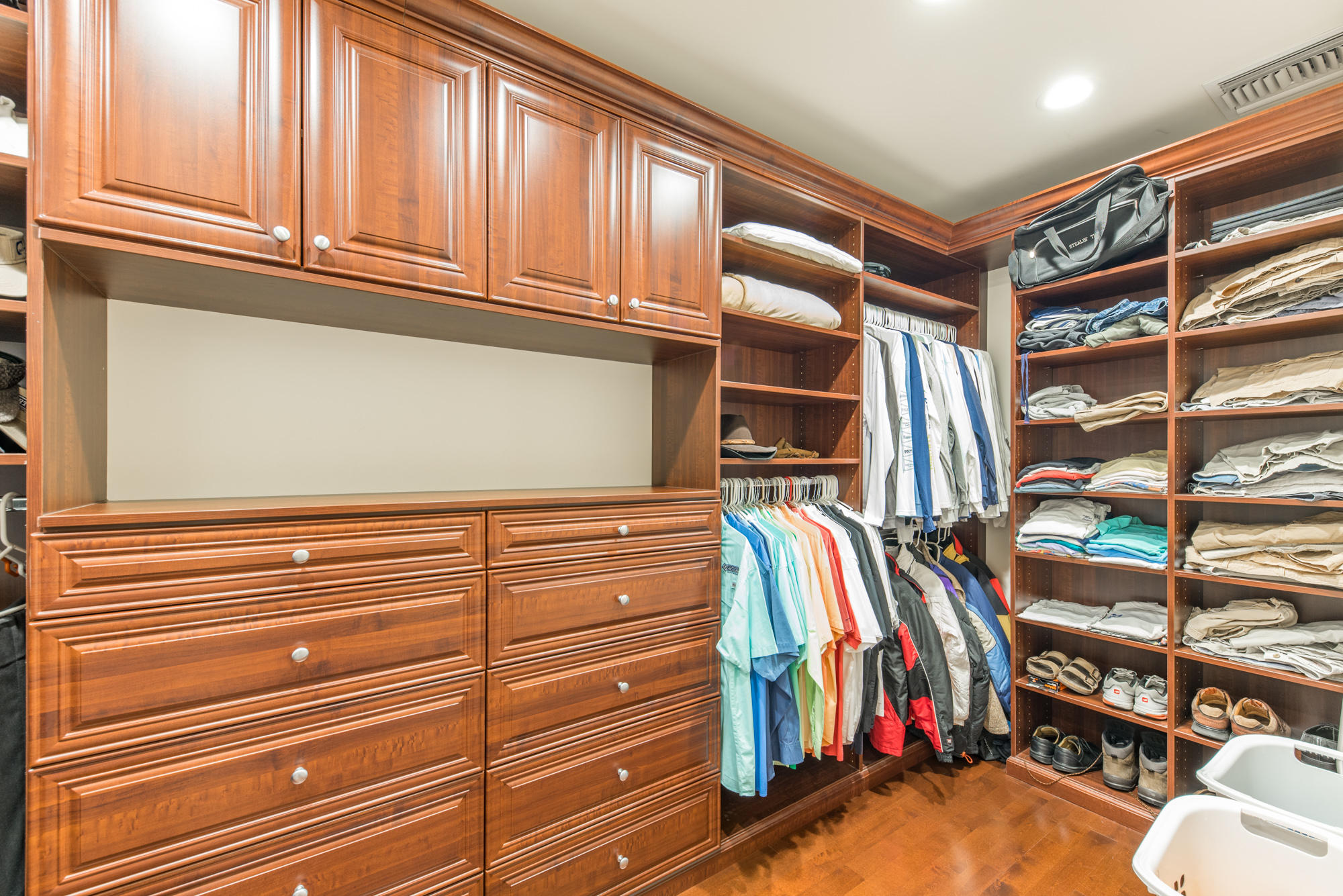 GOLDEN GATE - Residential