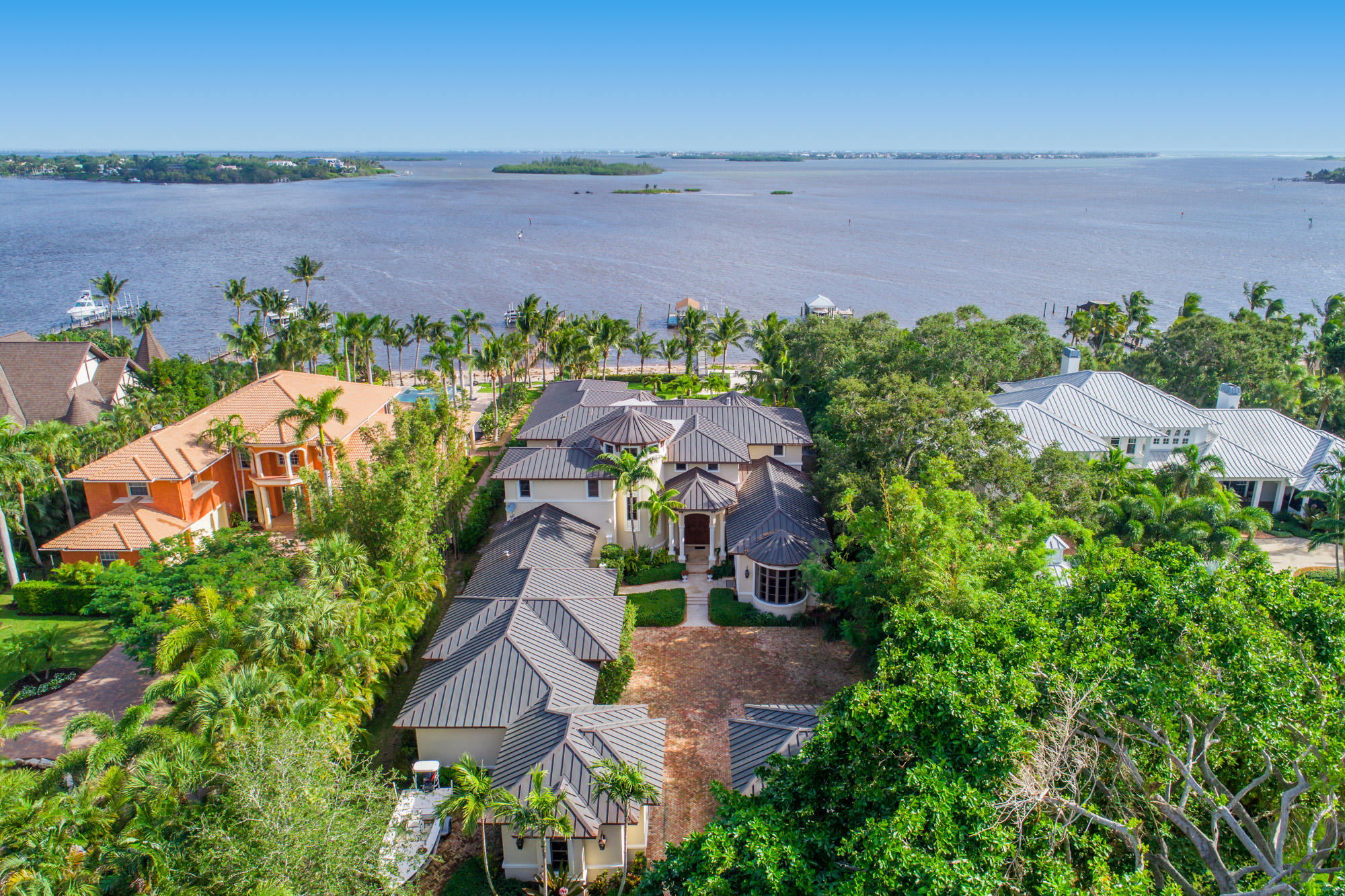 GOLDEN GATE - Residential