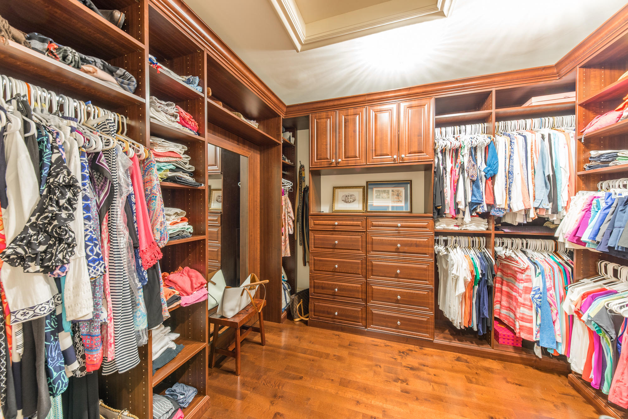 GOLDEN GATE - Residential