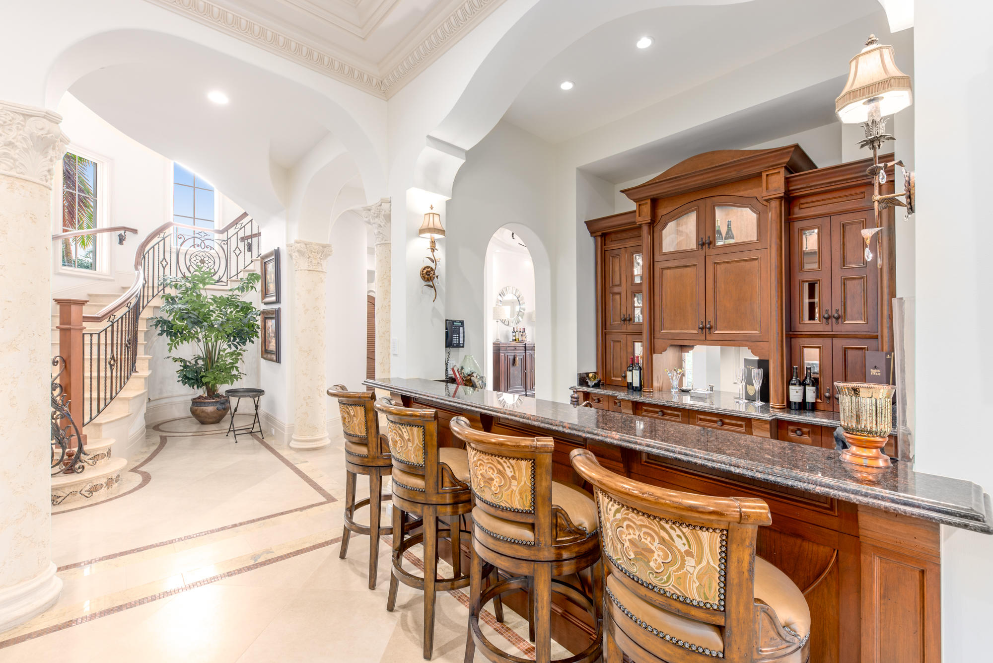 GOLDEN GATE - Residential