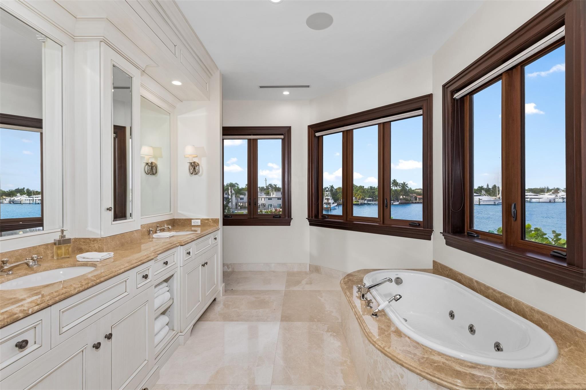 SUNRISE KEY - Residential