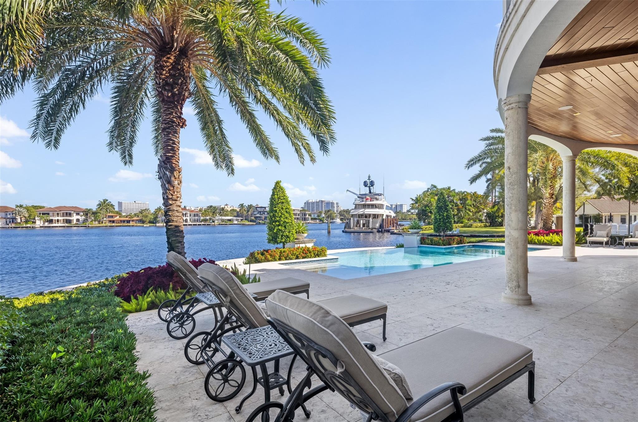 SUNRISE KEY - Residential