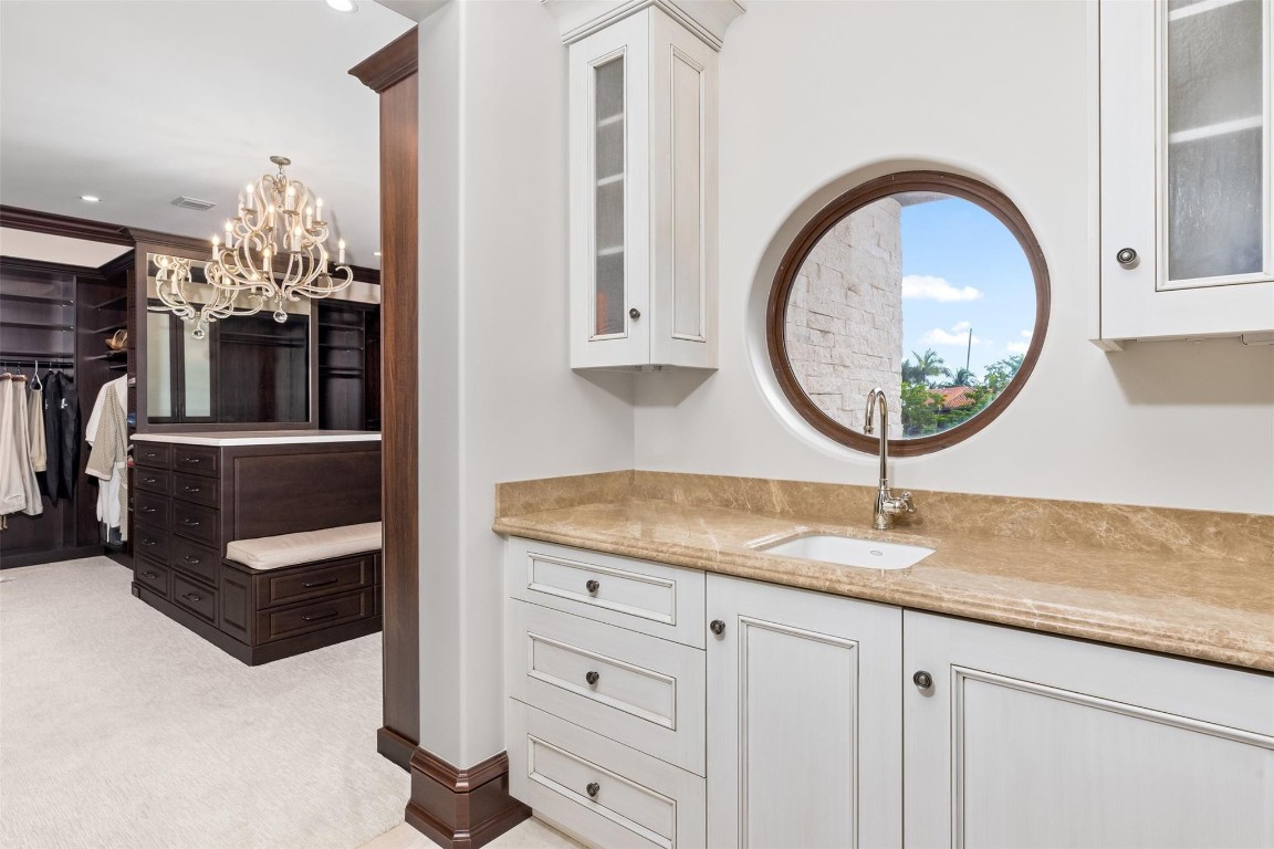 SUNRISE KEY - Residential