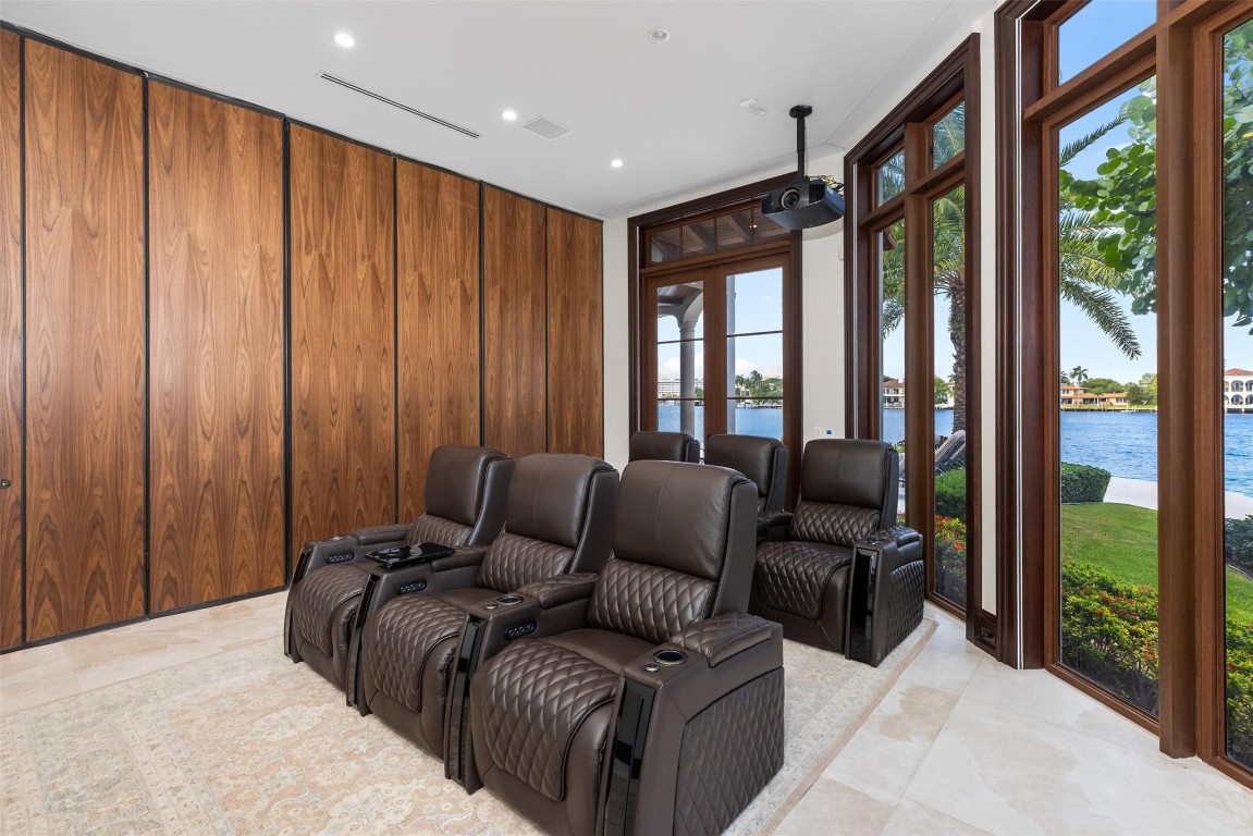 SUNRISE KEY - Residential