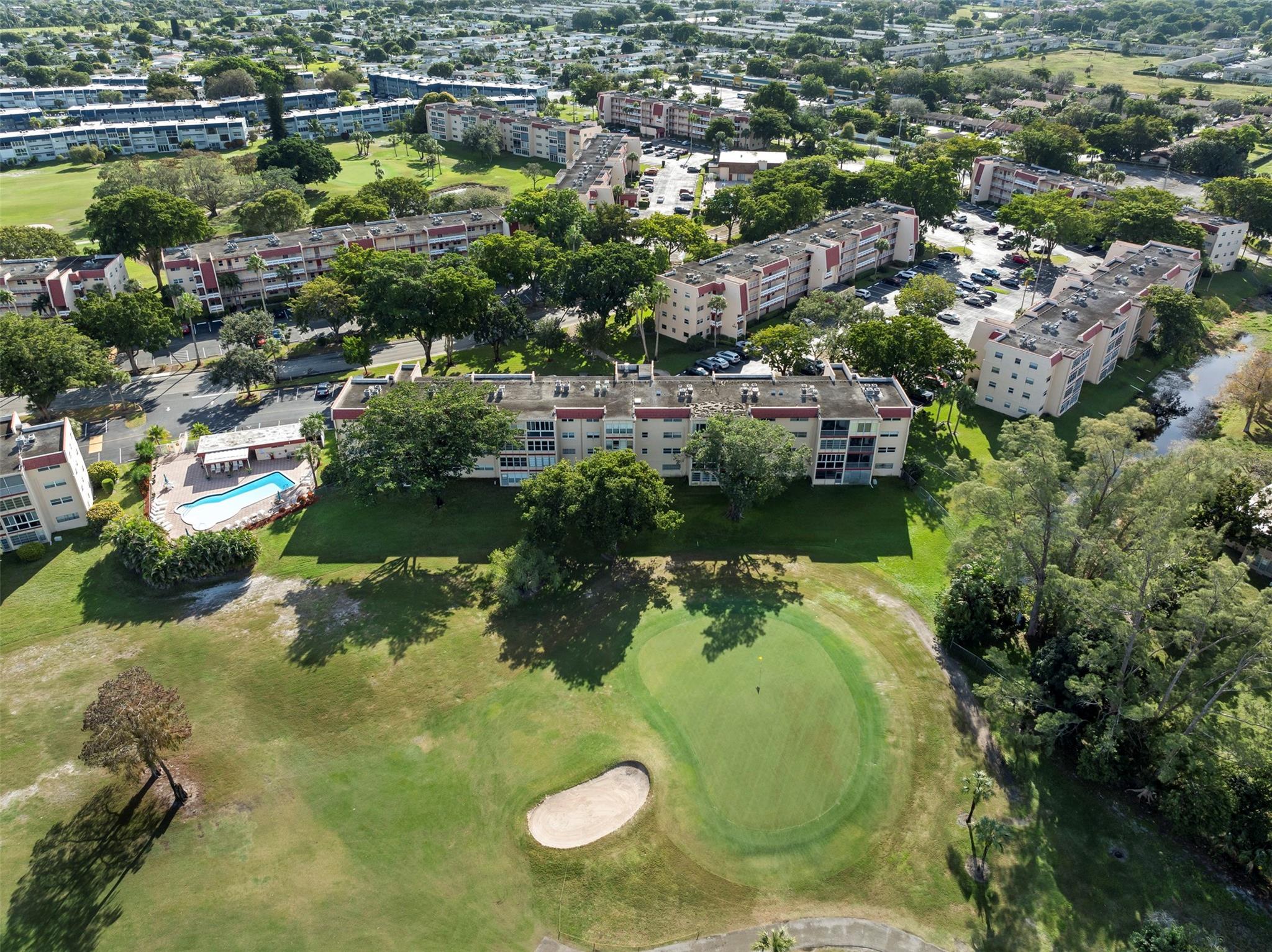 ORIOLE GOLF & TENNIS 2 - Residential