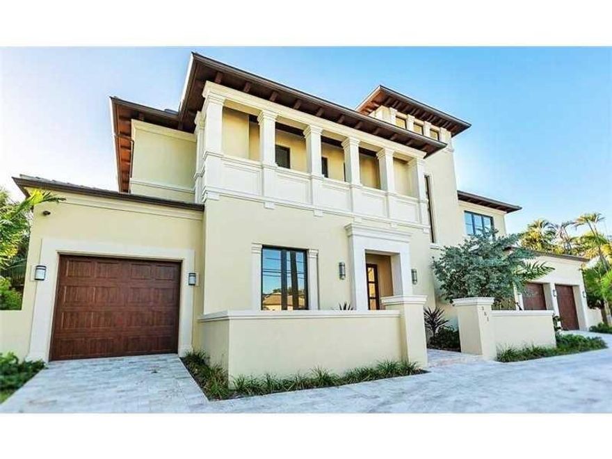 Extraordinary, brand new custom estate with 100' of water frontage, just minutes by boat to the ocean! Spectacular water views. Imported "STOSA" Italian kitchen, 5 bedrooms, 6 full bathrooms, and 2 half baths. Elevator, wine room, theater, and 3rd-floor terrace. Designer pool, new seawall, tropical landscaping. Perfect Las Olas Isles location, walk or bike to the beach!