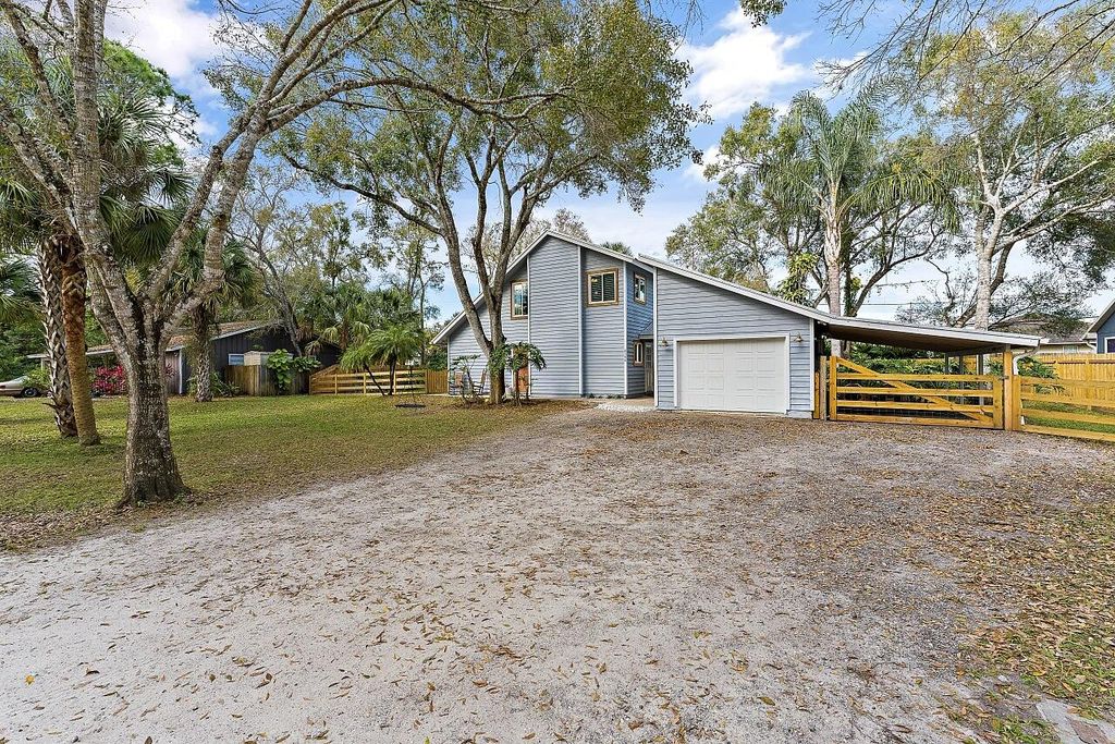 Photo of 6366 5th Street, Vero Beach, FL 32968 (MLS # R11150791)