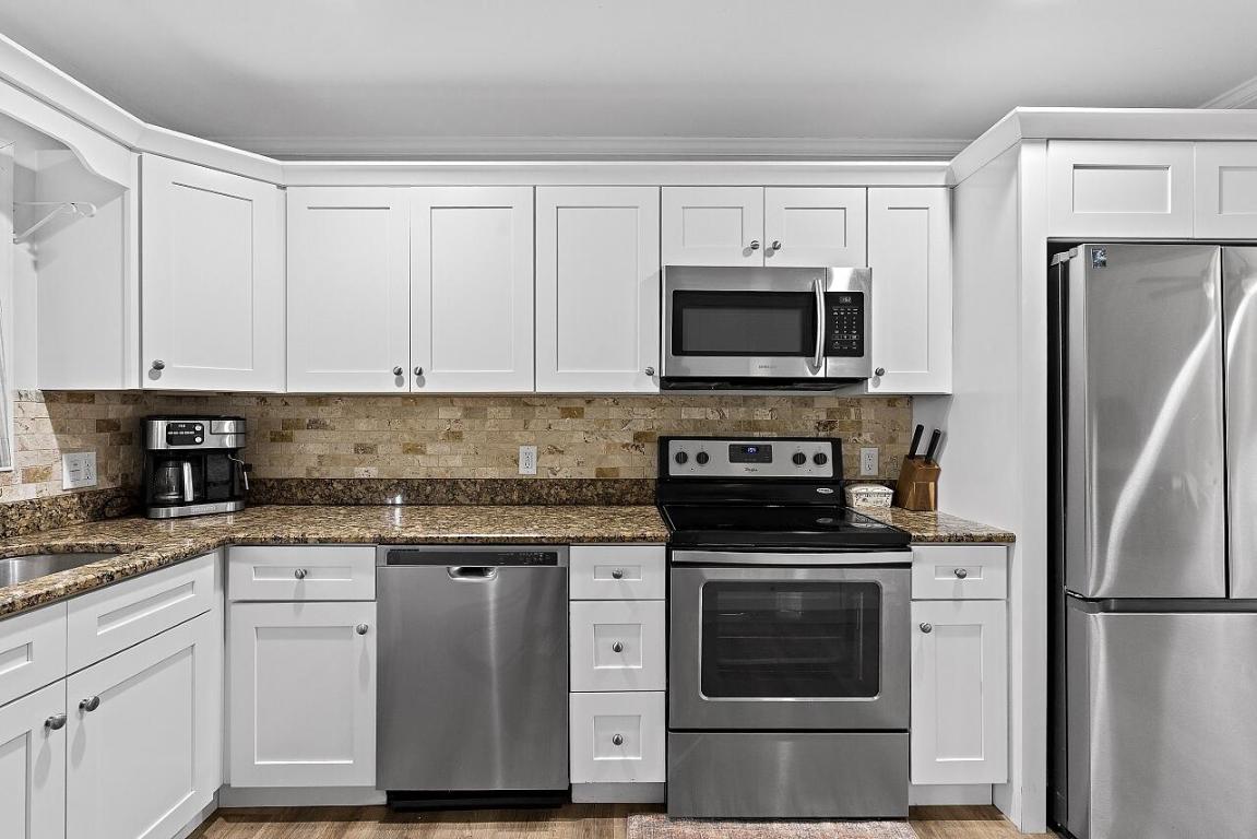 PINE TREE PARK UNIT NO 2 - Residential