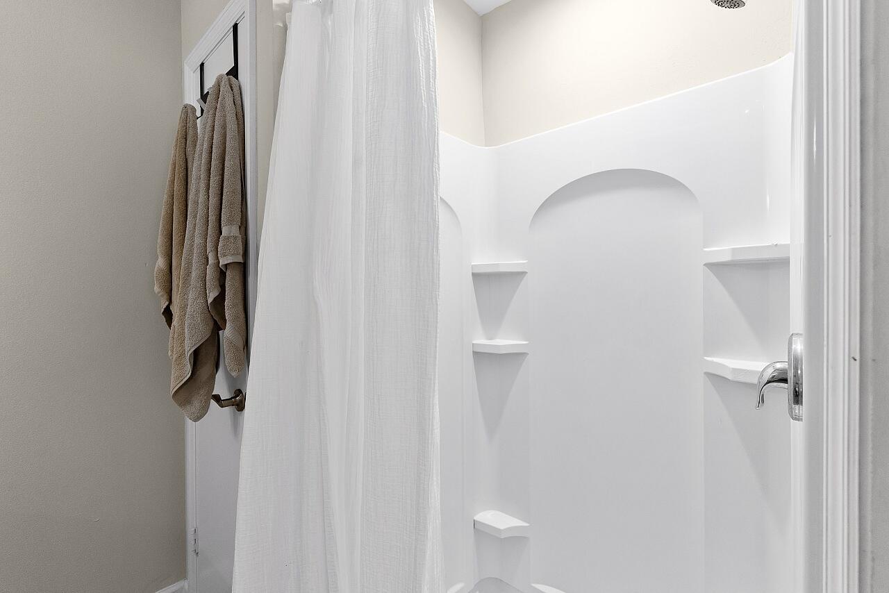 PINE TREE PARK UNIT NO 2 - Residential