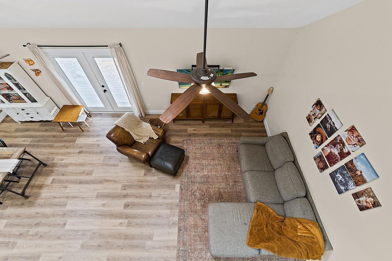 PINE TREE PARK UNIT NO 2 - Residential