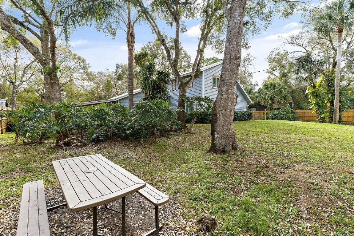 PINE TREE PARK UNIT NO 2 - Residential