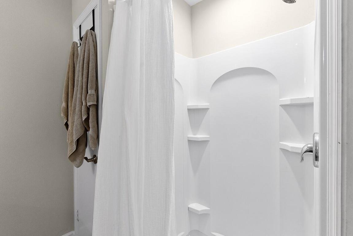 PINE TREE PARK UNIT NO 2 - Residential