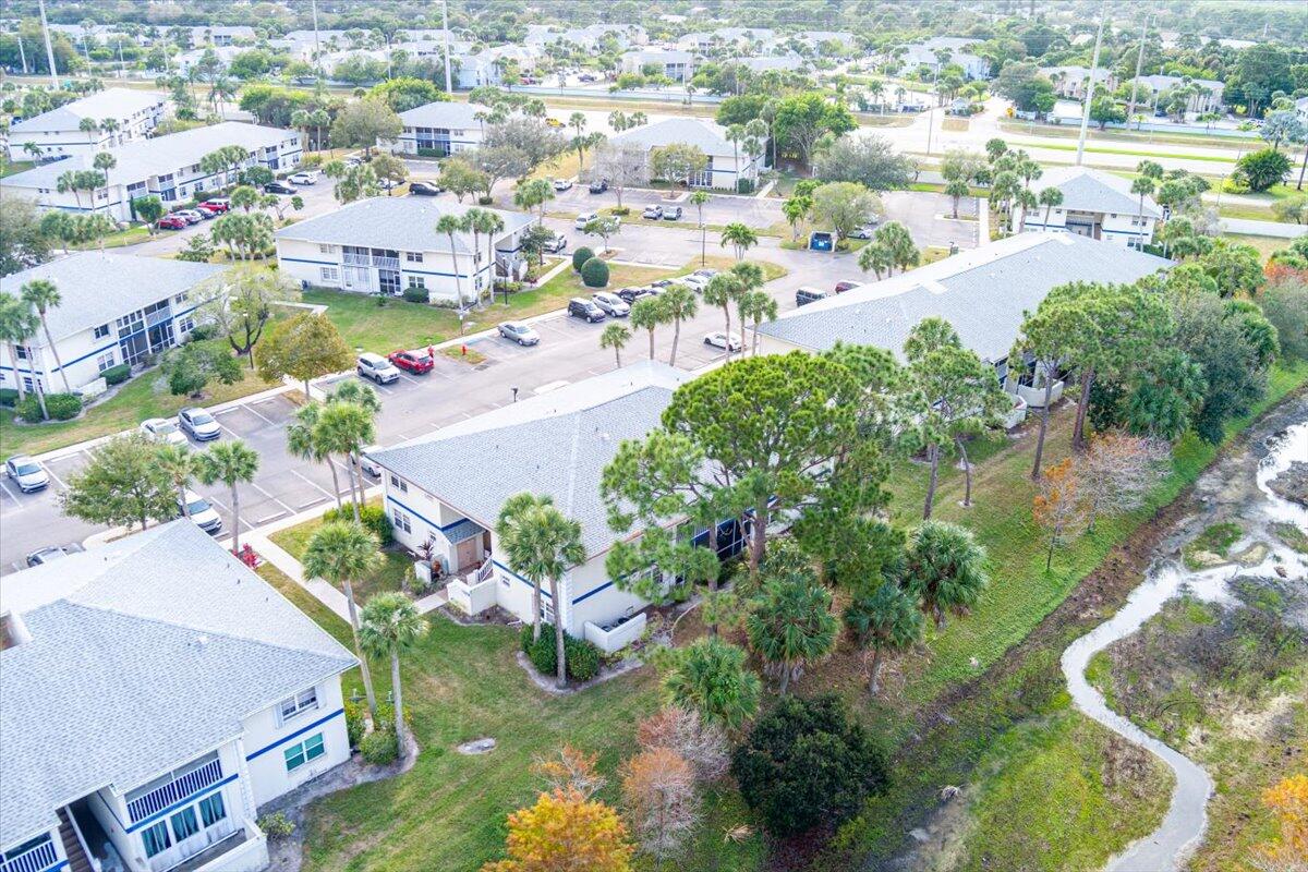 MIDPORT PLACE I, A CONDOMINIUM - Residential