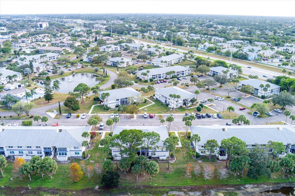 MIDPORT PLACE I, A CONDOMINIUM - Residential