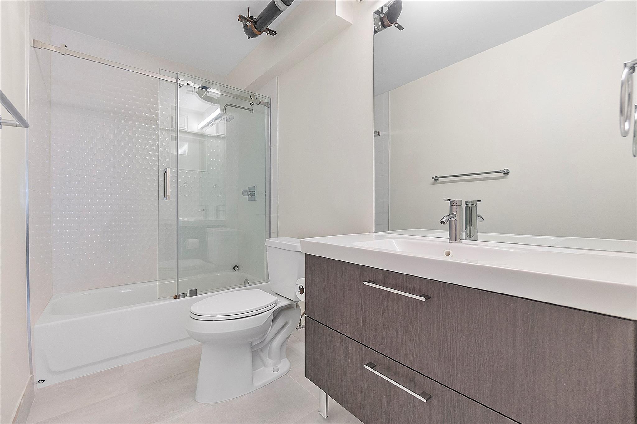 Devonshire Condo - Residential