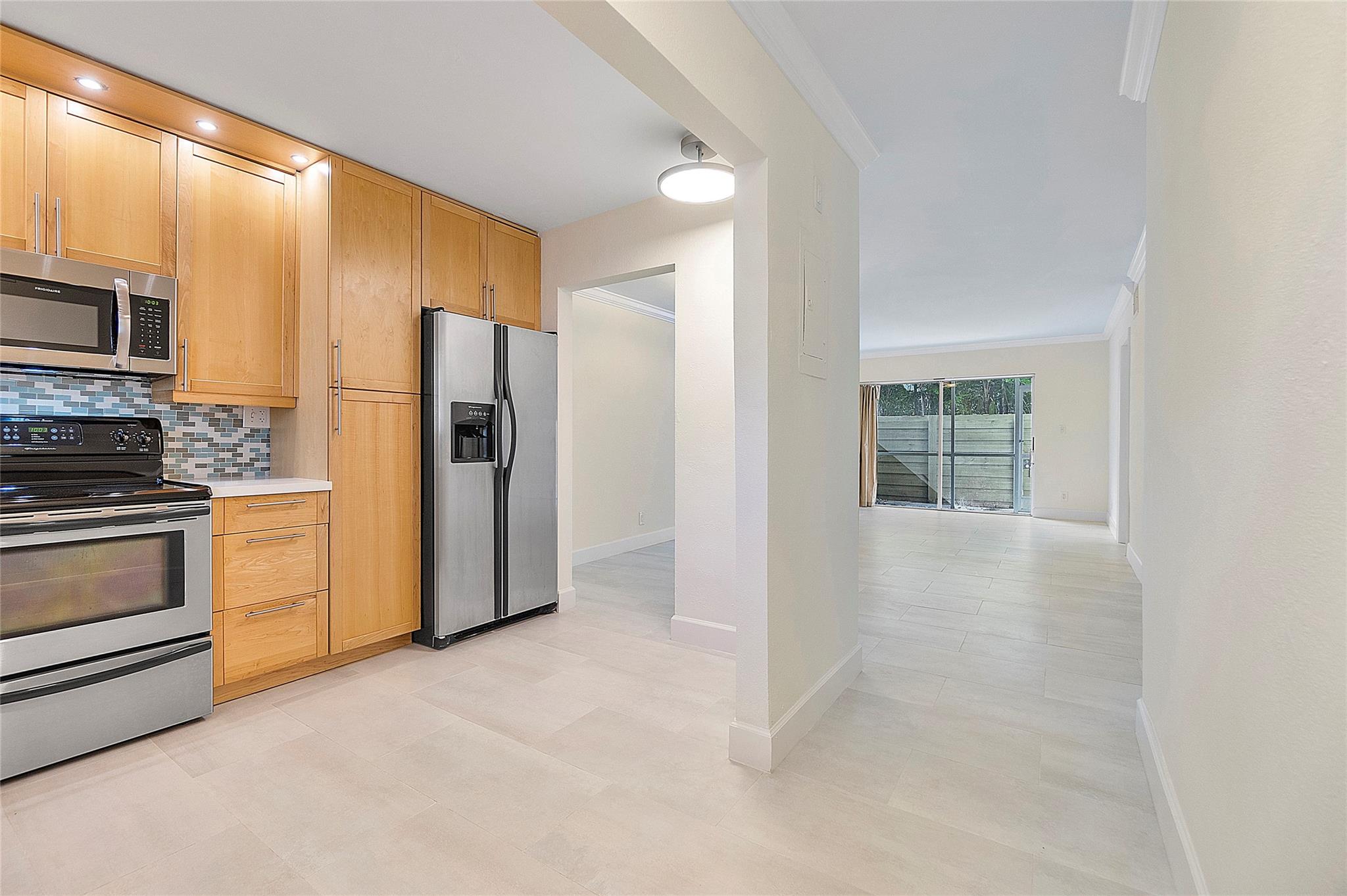Devonshire Condo - Residential