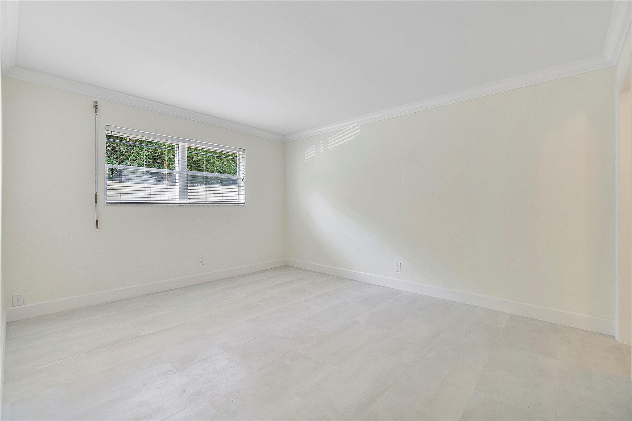 Devonshire Condo - Residential