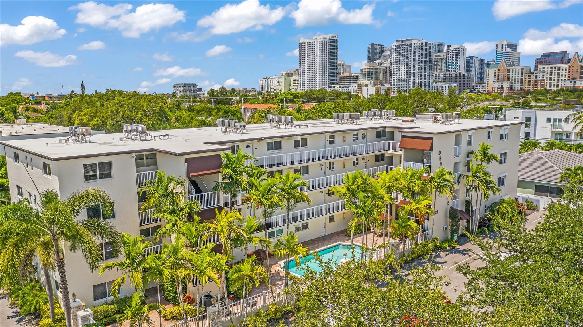 Devonshire Condo - Residential
