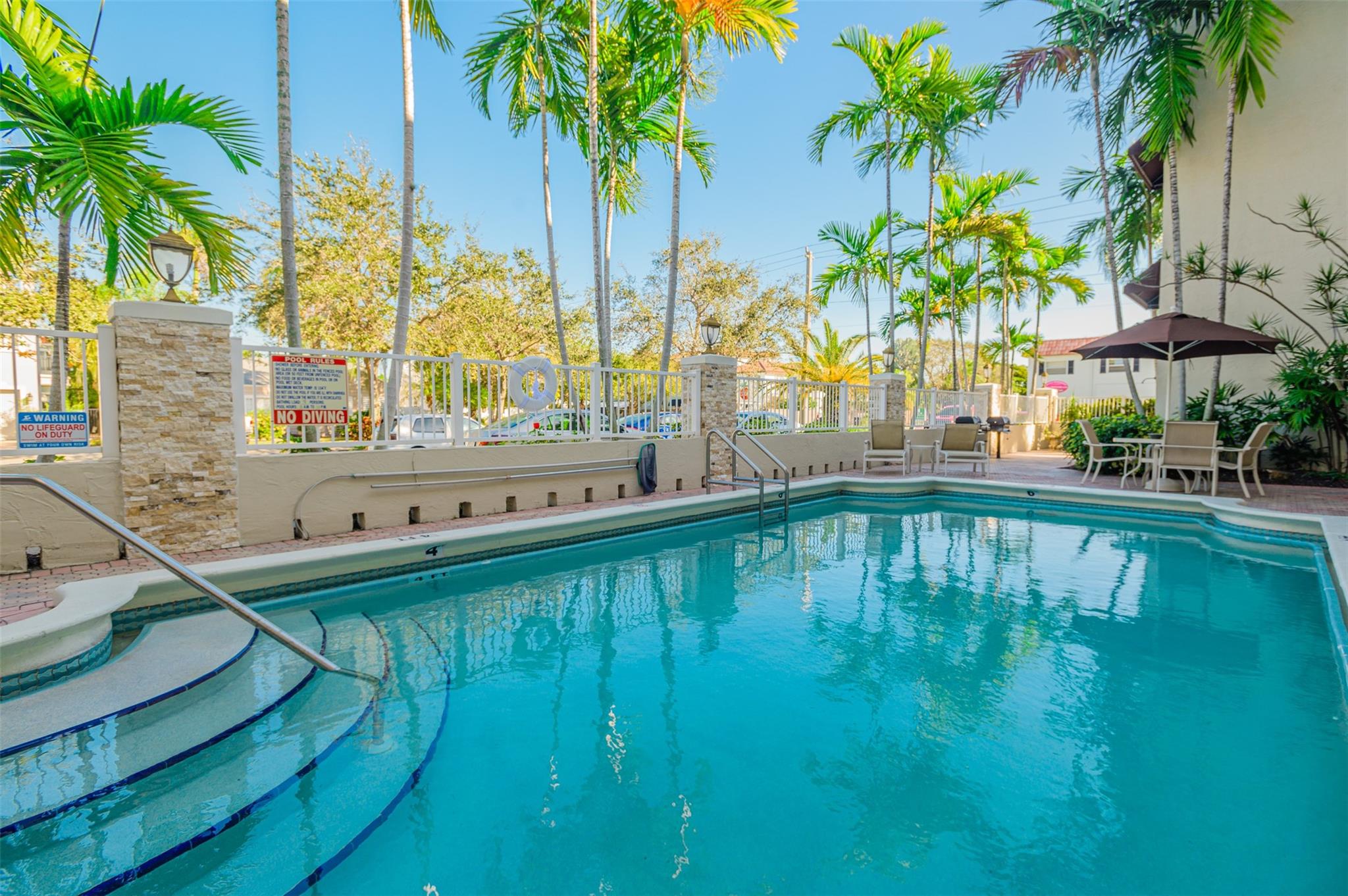Devonshire Condo - Residential