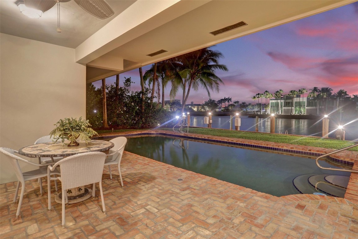 SEA RANCH LAKES - Residential