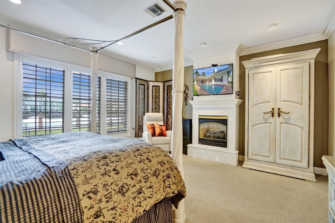 SEA RANCH LAKES - Residential