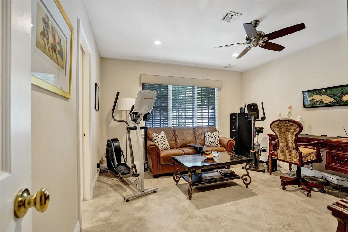 SEA RANCH LAKES - Residential