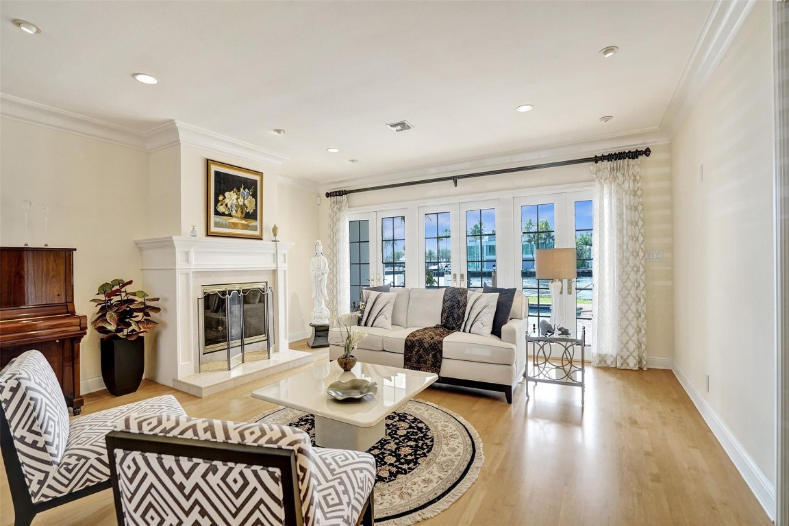 SEA RANCH LAKES - Residential