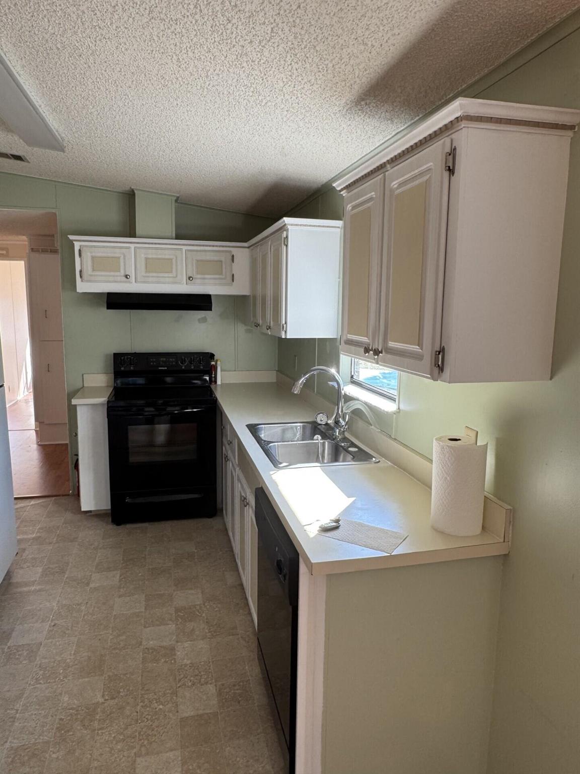 13998 Encantardo Circle