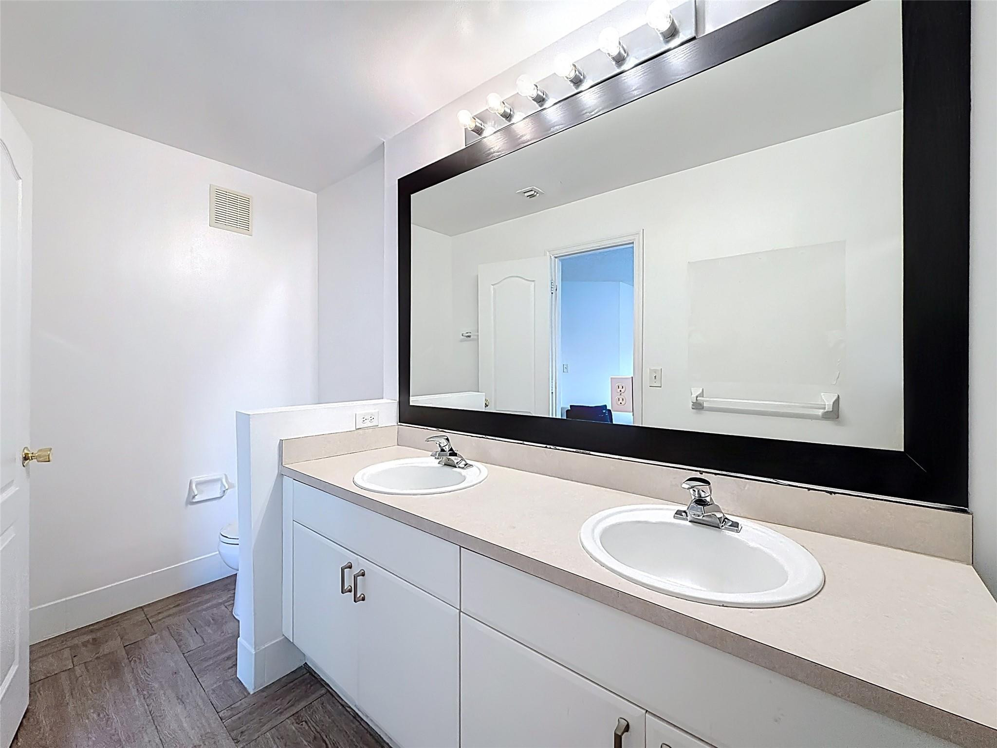 Victoria Isles - Residential