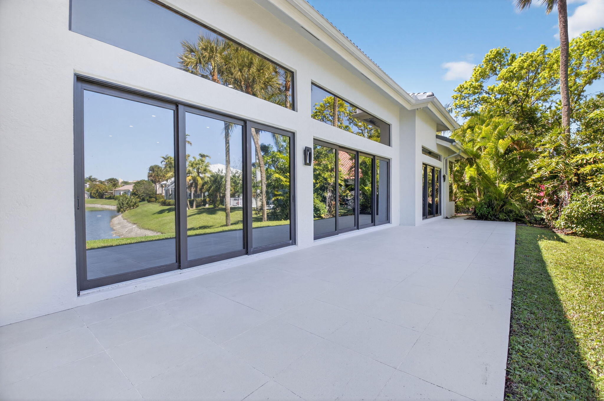 ENCANTADA - Residential