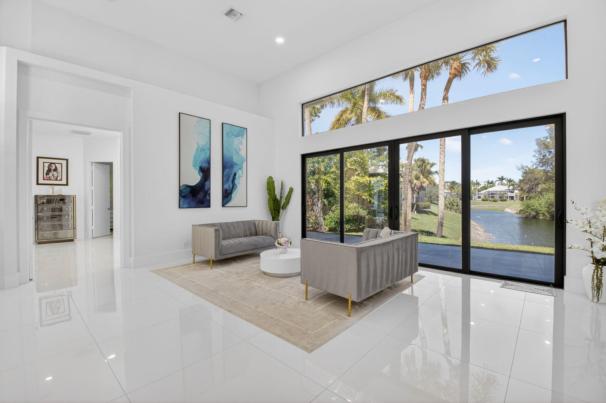 ENCANTADA - Residential